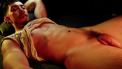 Snapshot of hotlatinking chatting on June 5, 2:51 am Hotlatinking online show from June 5, 2:51 am