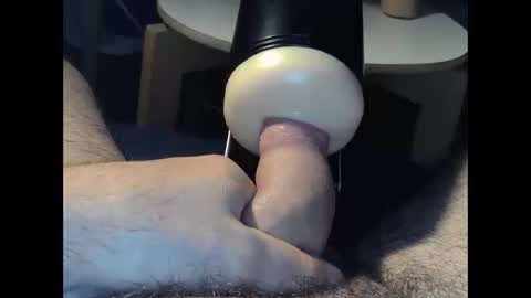 hotlatino20cm online show from April 27, 8:29 pm