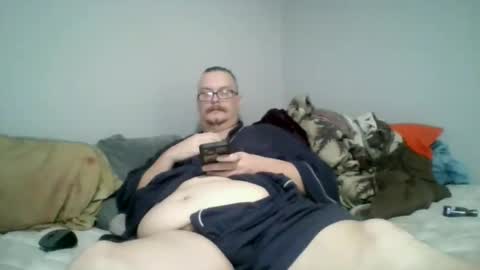 Snapshot of hotlionchub19 chatting on February 10, 8:13 pm Pup Oafy and Daddy Phatkyd online show from February 10, 8:13 pm