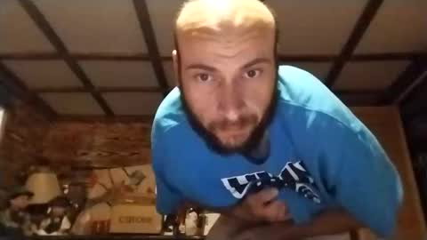 hotloads1992 online show from April 18, 6:45 pm