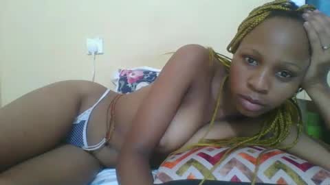 Snapshot of hotlove255 chatting on January 19, 6:20 am hotlove255 online show from January 19, 6:20 am