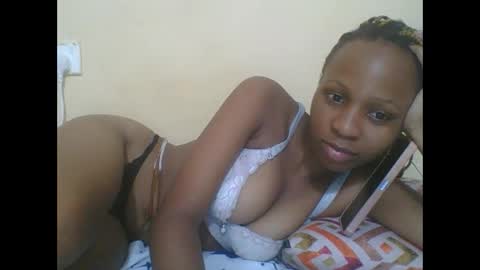 Snapshot of hotlove255 chatting on January 25, 6:55 am hotlove255 online show from January 25, 6:55 am