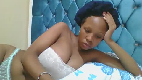 Snapshot of hotlove255 chatting on April 16, 7:09 am hotlove255 online show from April 16, 7:09 am