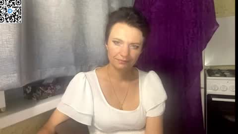 Snapshot of hotmamaqueen234 chatting on June 23, 11:58 pm hotmamaqueen234 online show from June 23, 11:58 pm