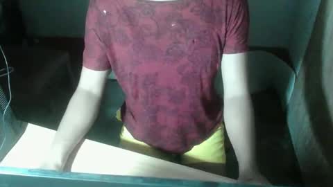 Snapshot of hotmeljean2002 chatting on December 22, 2:03 pm hotmeljean2002 online show from December 22, 2:03 pm