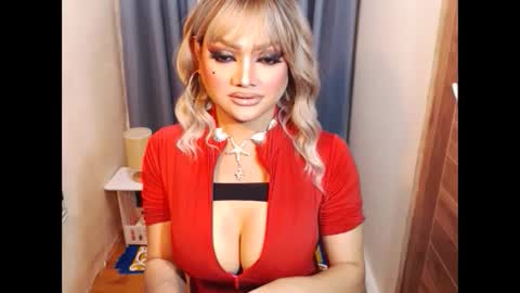 Snapshot of hotmistressmorgana chatting on February 10, 5:58 am morgana online show from February 10, 5:58 am