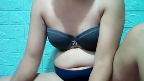 Snapshot of hotmoana chatting on June 19, 1:54 am hotmoana online show from June 19, 1:54 am