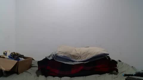 hotmodel1984 online show from June 13, 3:15 am