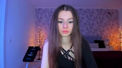 hotmolly_ online show from May 3, 6:47 pm