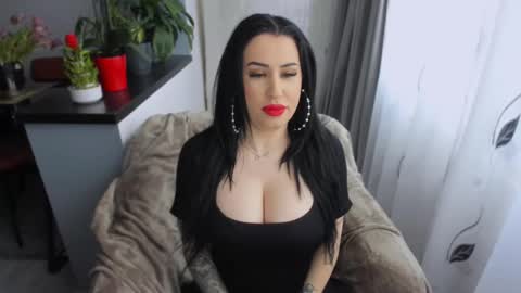 hotmorenaxxx online show from March 12, 10:16 am