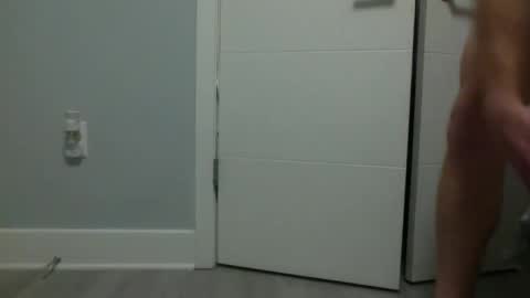 Snapshot of hotmuscle89 chatting on January 18, 1:19 am hotmuscle89 online show from January 18, 1:19 am