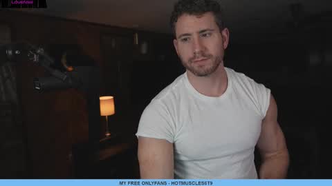 hotmuscles6t9 online show from February 24, 5:11 am