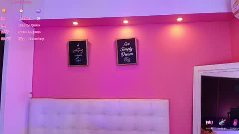 Snapshot of hotpawgmilf chatting on January 21, 12:39 pm Sussy Bloom online show from January 21, 12:39 pm