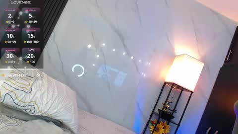 Snapshot of hotpawgmilf chatting on September 14, 6:18 pm Sussy Bloom online show from September 14, 6:18 pm