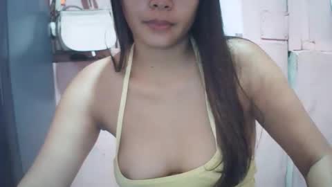 Snapshot of hotpink4u04 chatting on October 29, 9:27 pm hotpink4u04 online show from October 29, 9:27 pm