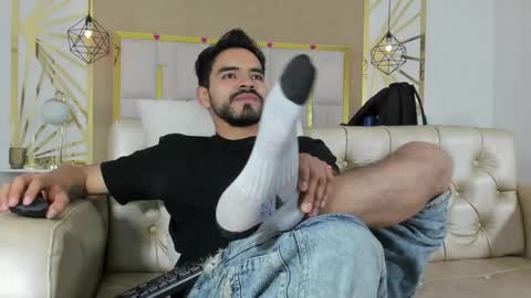 Snapshot of hotpulse_vc chatting on March 7, 12:35 pm hotpulse vc online show from March 7, 12:35 pm