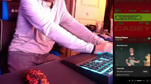 Snapshot of hotpumpkinpies chatting on April 14, 4:18 am hotpumpkinpies online show from April 14, 4:18 am