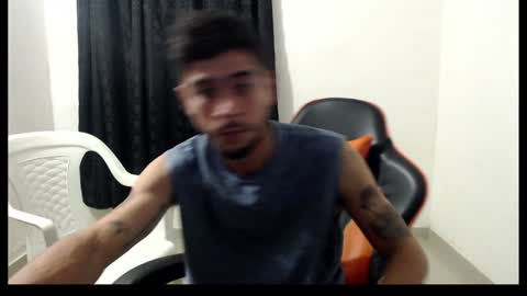 Snapshot of hotsteel420 chatting on January 5, 3:32 am hotsteel420 online show from January 5, 3:32 am