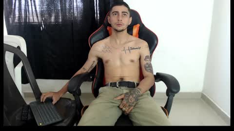 Snapshot of hotsteel420 chatting on February 8, 2:16 pm hotsteel420 online show from February 8, 2:16 pm