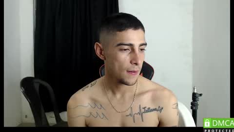 Snapshot of hotsteel420 chatting on October 29, 10:22 pm hotsteel420 online show from October 29, 10:22 pm