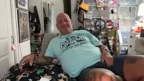 Snapshot of hotstuff775616 chatting on October 28, 1:09 am hotstuff775616 online show from October 28, 1:09 am