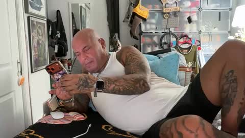 Snapshot of hotstuff775616 chatting on November 1, 5:31 am hotstuff775616 online show from November 1, 5:31 am