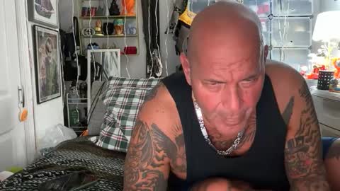 Snapshot of hotstuff775616 chatting on November 20, 2:23 am hotstuff775616 online show from November 20, 2:23 am