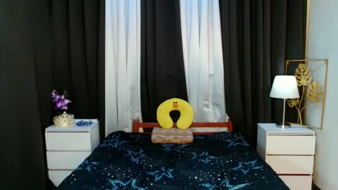 Snapshot of hott_summerr chatting on March 7, 6:54 pm Alex Summer online show from March 7, 6:54 pm