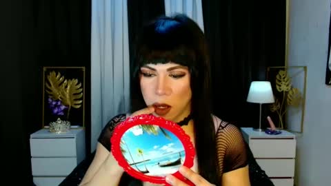 Snapshot of hott_summerr chatting on March 8, 7:53 pm Alex Summer online show from March 8, 7:53 pm