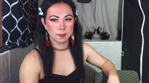 Snapshot of hott_summerr chatting on June 13, 7:06 am Alex Summer online show from June 13, 7:06 am