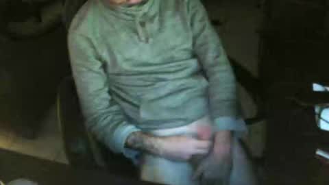 Snapshot of hottattoo91 chatting on November 1, 5:53 am hottattoo91 online show from November 1, 5:53 am