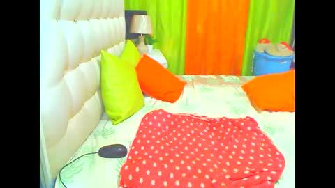 THEONE online show from February 25, 6:09 pm