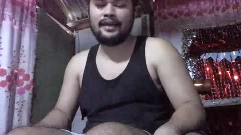 HottestPinoy32 online show from December 4, 7:06 am