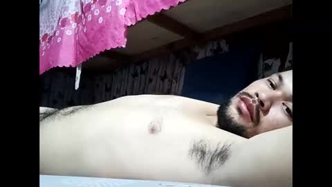 HottestPinoy32 online show from May 15, 12:56 pm