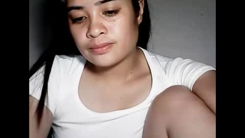 Leen online show from May 2, 2:27 am