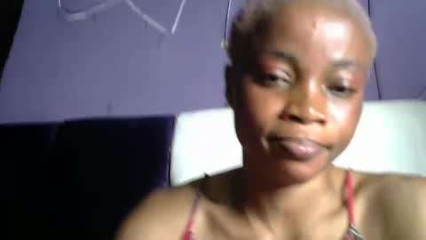 Snapshot of hottie_baddie14 chatting on November 22, 9:47 pm hottie baddie14 online show from November 22, 9:47 pm