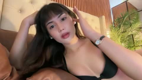 hottie_carlinexx online show from August 3, 5:39 am