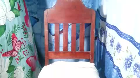 Snapshot of hottie_horny_exoticpussyx chatting on December 17, 2:06 am hottie_horny_exoticpussyx online show from December 17, 2:06 am