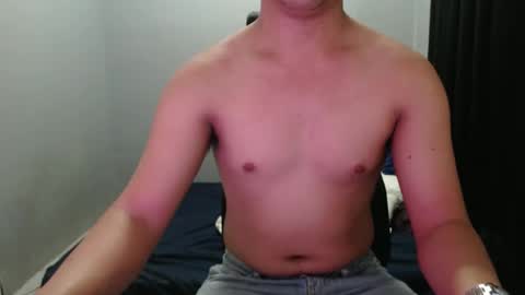 hottie_kyle69 online show from June 1, 1:40 am