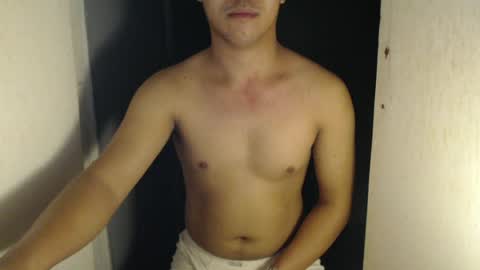 hottie_kyle69 online show from June 11, 9:13 pm