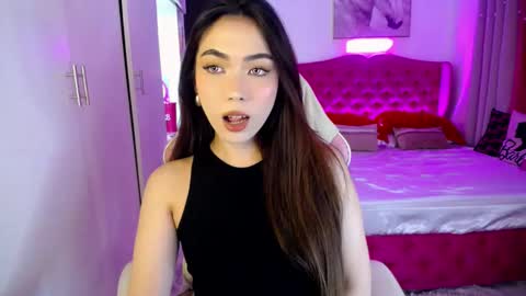 LEXIE- dont forget to give me thumbs up online show from February 25, 5:08 am