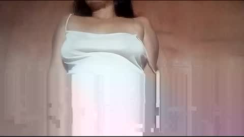 Lyn online show from December 7, 6:37 pm