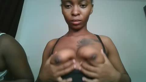 Snapshot of hottie_mistie chatting on April 21, 2:56 pm hottie_mistie online show from April 21, 2:56 pm