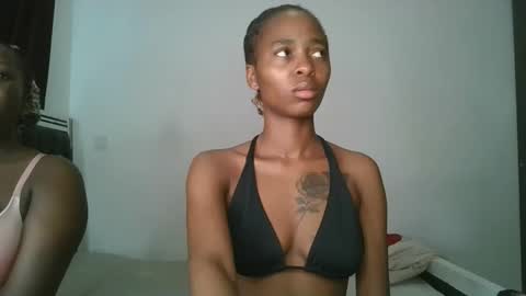 Snapshot of hottie_mistie chatting on May 28, 10:12 am hottie_mistie online show from May 28, 10:12 am