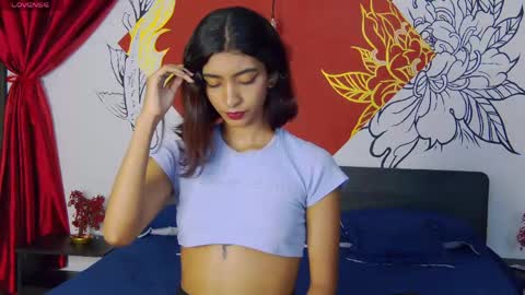 Snapshot of hottie_veronica chatting on May 11, 8:17 pm Veronica independent model online show from May 11, 8:17 pm