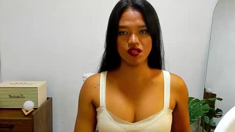 Snapshot of hottieelijah760282 chatting on October 17, 6:27 am Maxine online show from October 17, 6:27 am