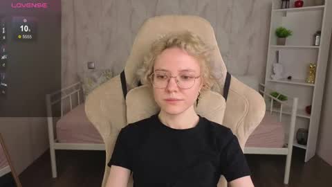 Kori online show from May 25, 5:46 am