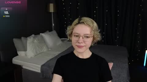 Kori online show from June 12, 5:39 am