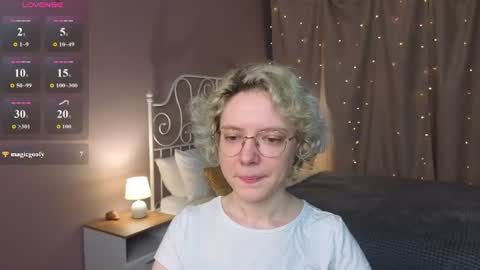 Snapshot of hottokori chatting on July 4, 5:35 am Kori online show from July 4, 5:35 am