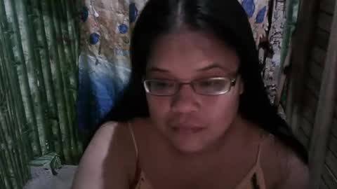 hotty_babex online show from May 9, 4:45 pm